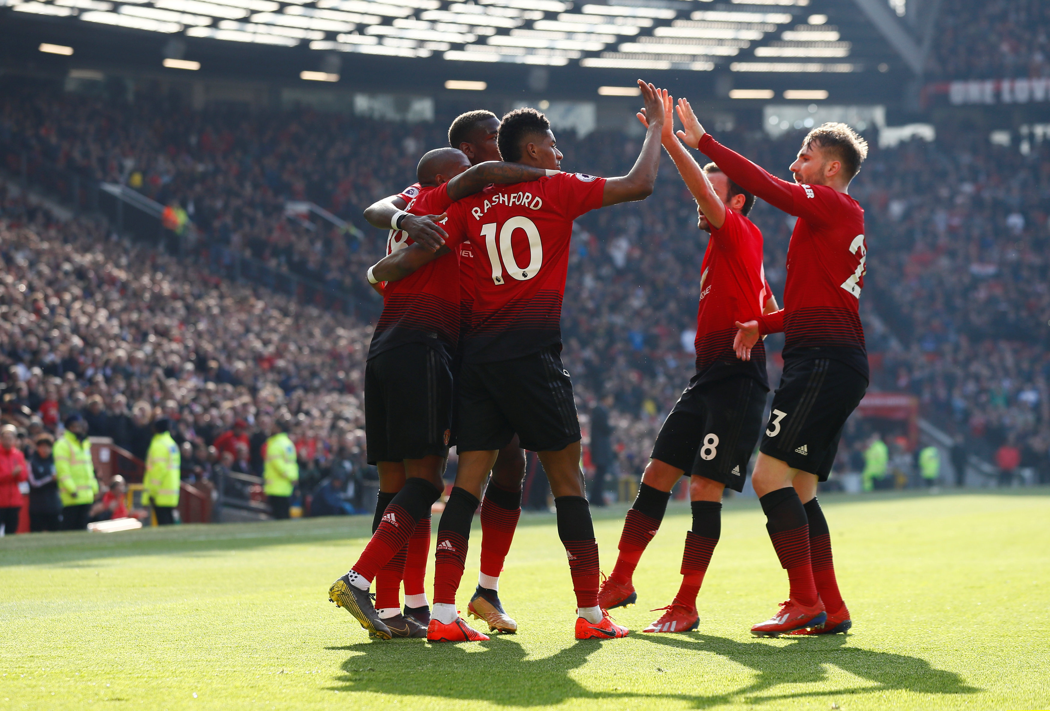 同时相较于 同时相较于